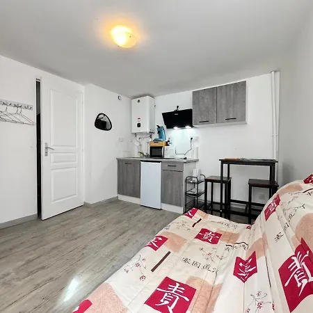 Petit Studio, Fonctionnel 4a Apartament